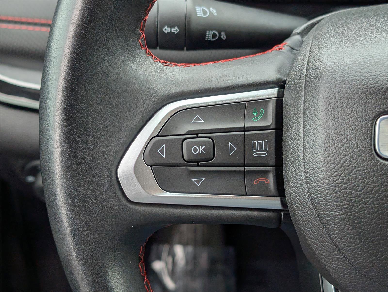 Used 2022 Jeep Compass Trailhawk w/ Trailhawk Elite Group image 23