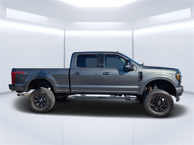 Used 2019 Ford F350 Lariat image 2