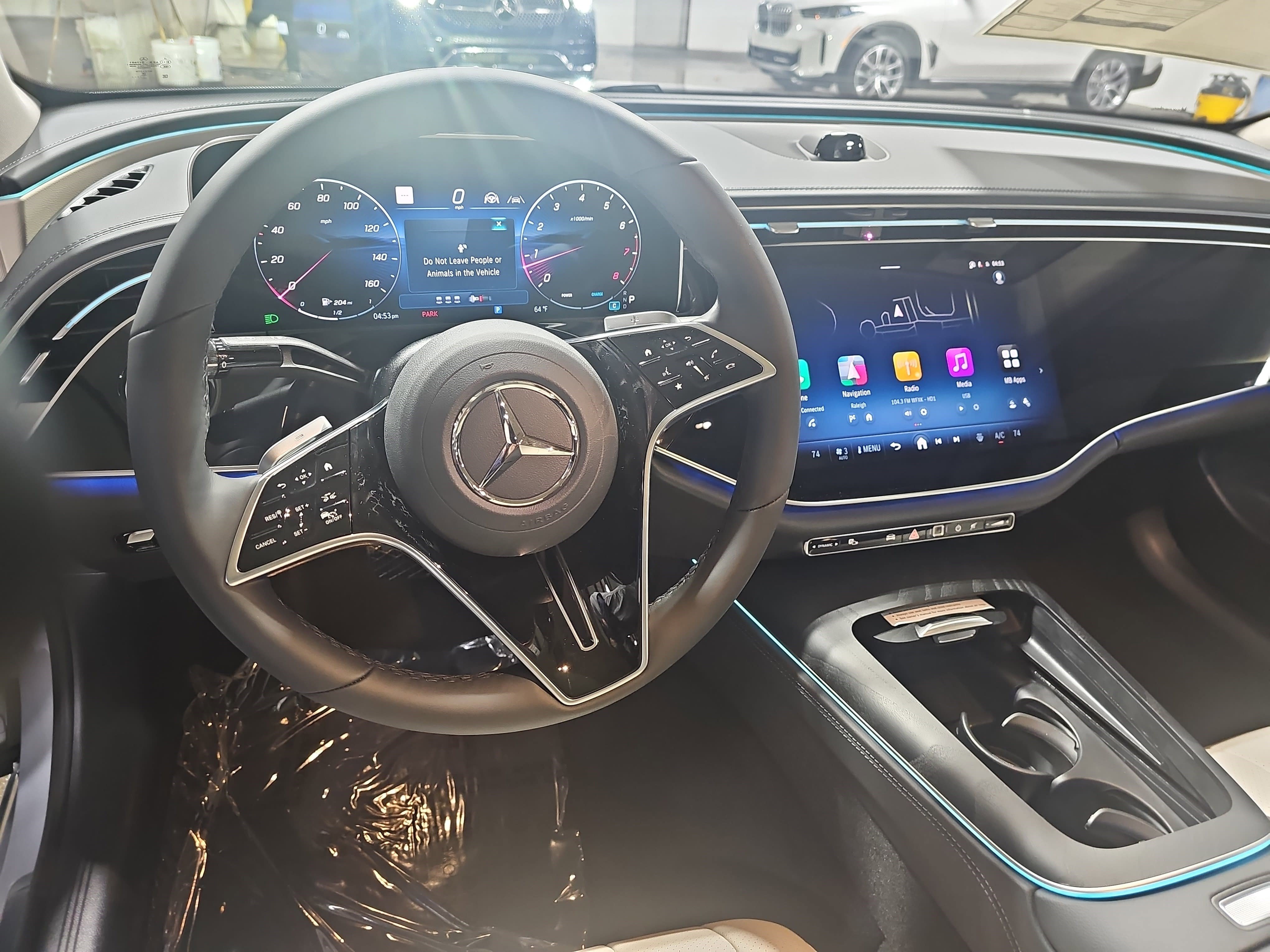 New 2026 Mercedes-Benz E 350 4MATIC Sedan image 17