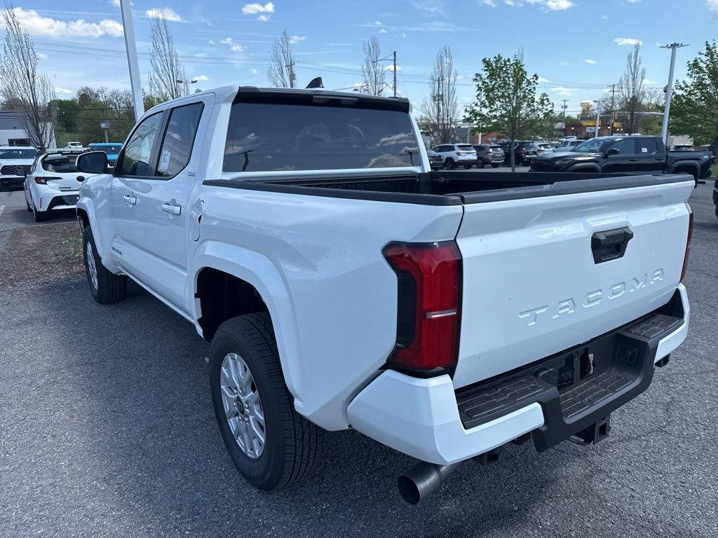 New 2026 Toyota Tacoma SR5 RWD image 17