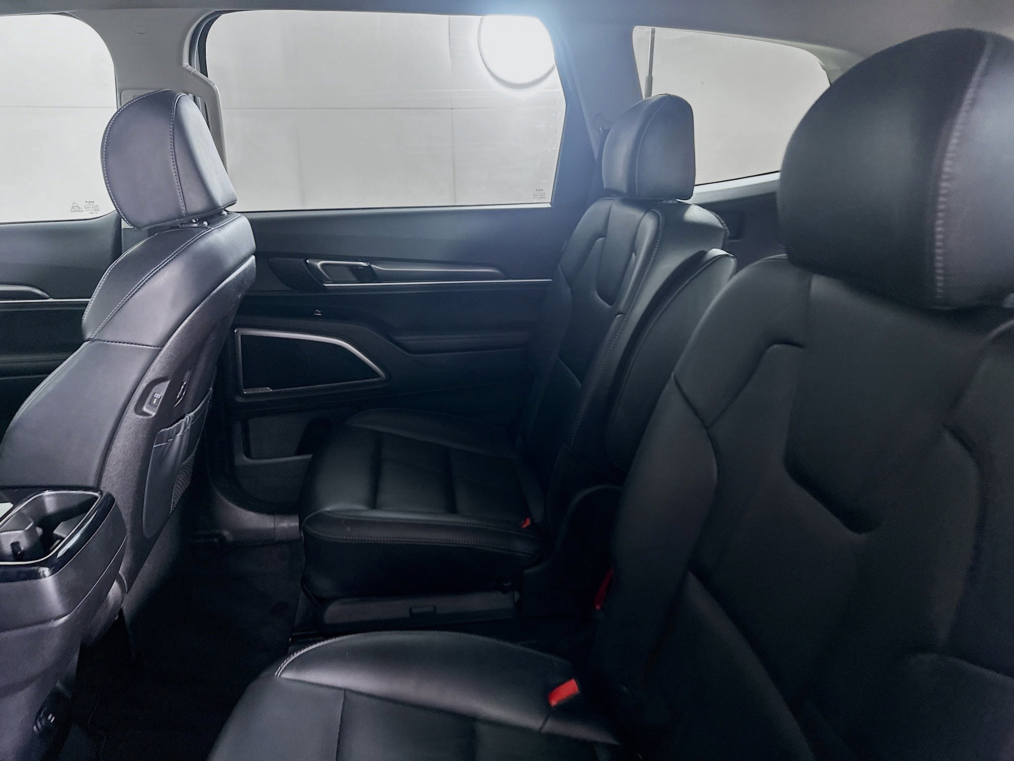 Used 2025 Kia Telluride S image 29