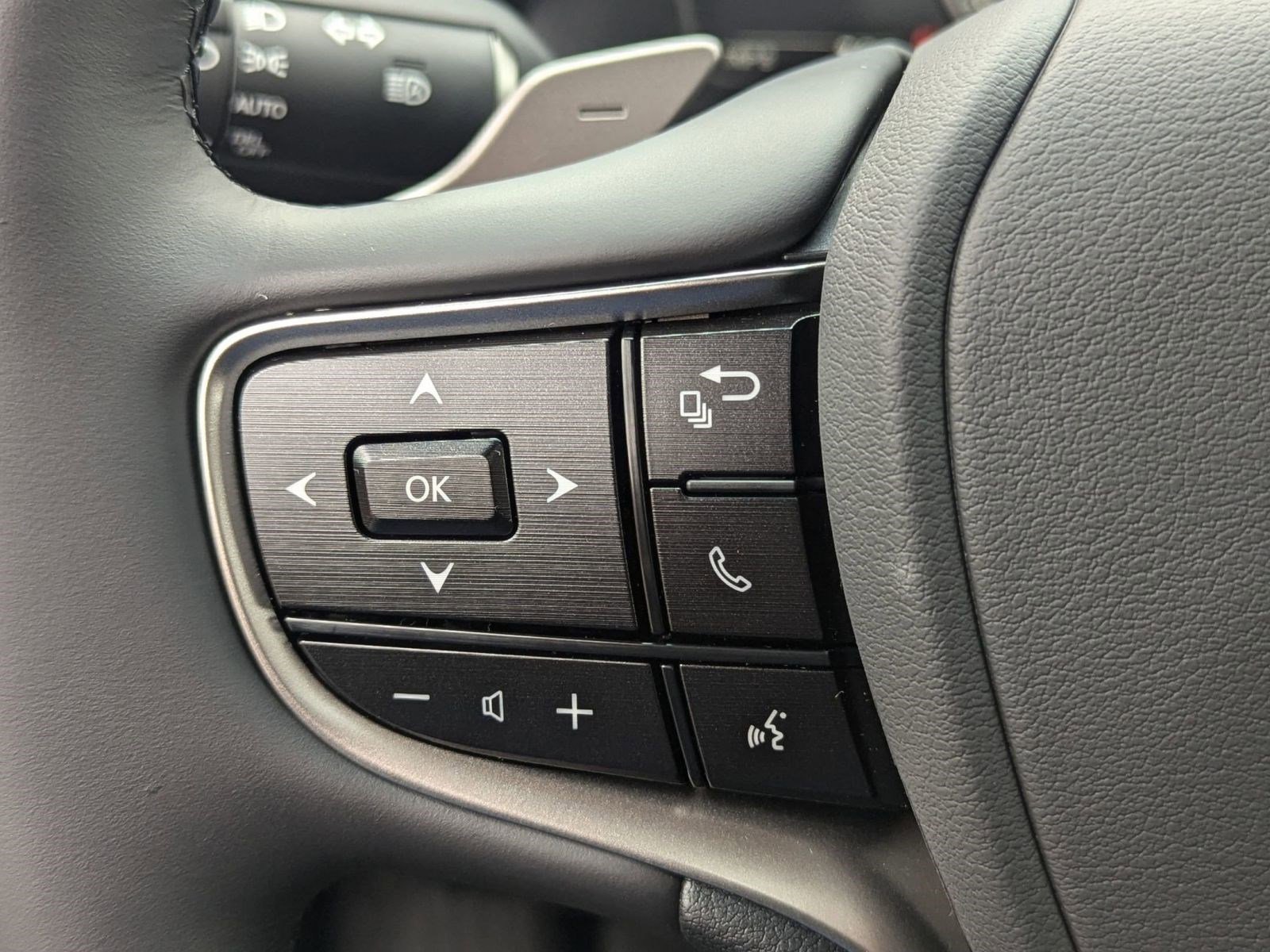 New 2025 Lexus ES 350 ES 350 Luxury image 15