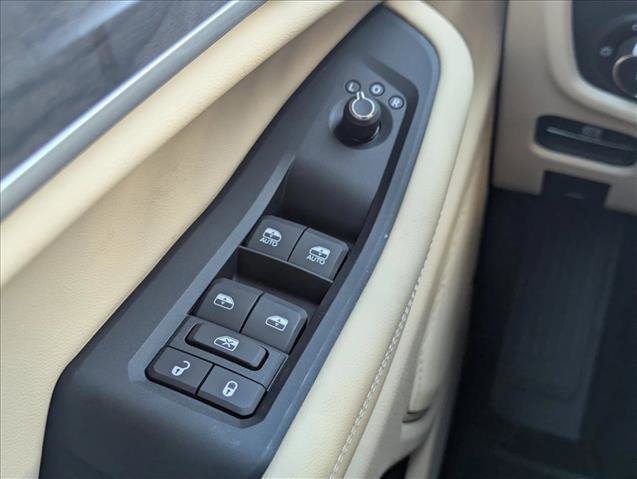 New 2025 Jeep Grand Cherokee Limited w/ Black Appearance Package RWD image 17