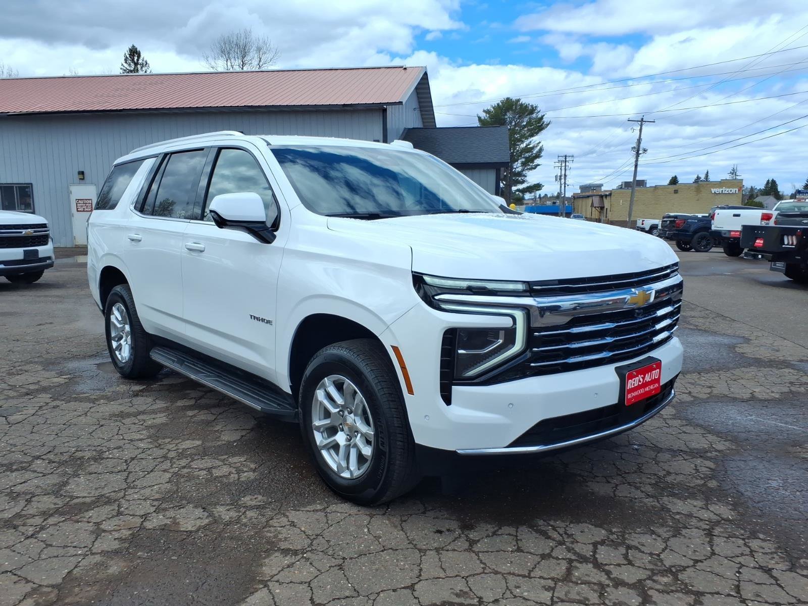 Used 2025 Chevrolet Tahoe LT AWD/4WD image 8
