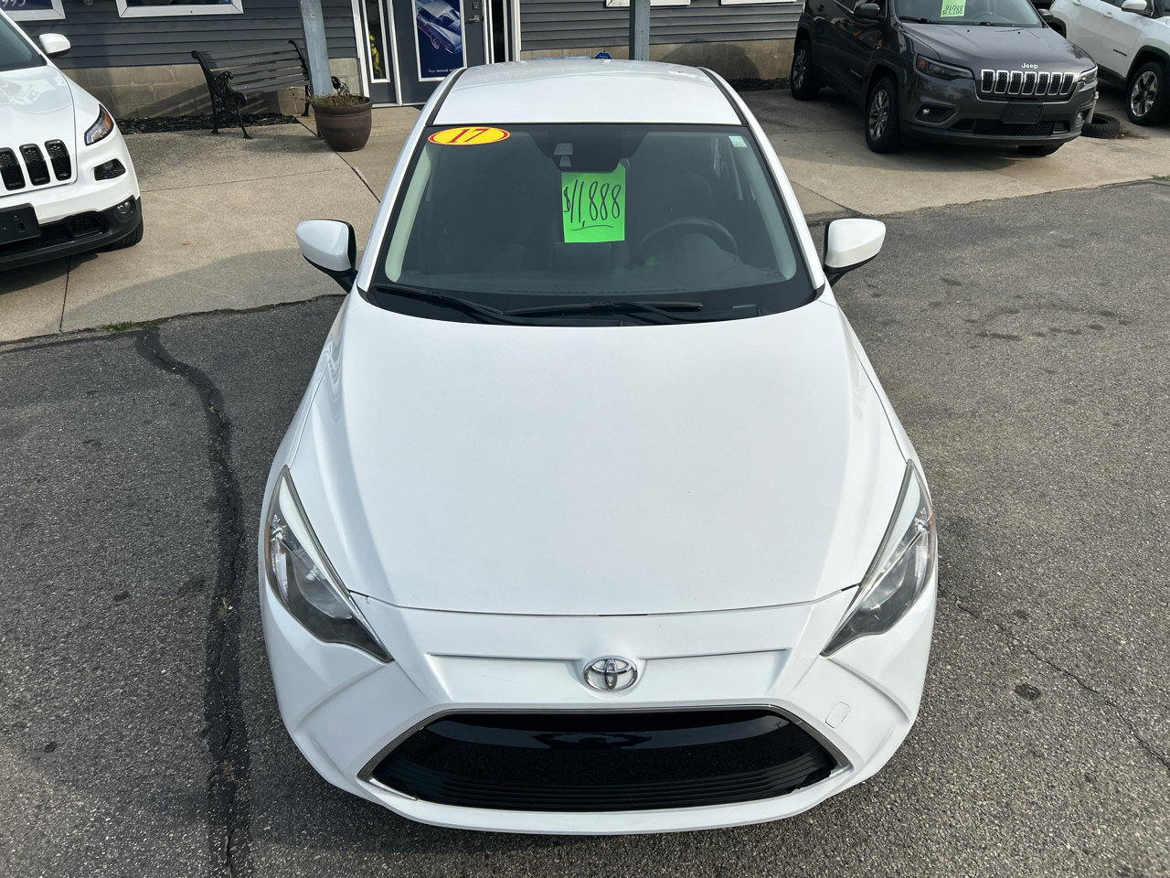 Used 2017 Toyota Yaris iA image 7