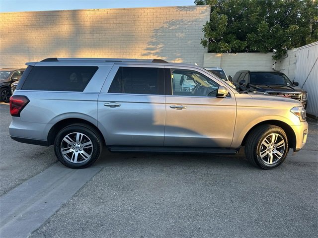 Used 2024 Ford Expedition Max Limited image 3