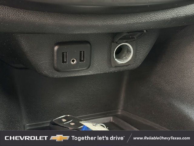 Used 2023 Chevrolet Traverse LT FWD image 20