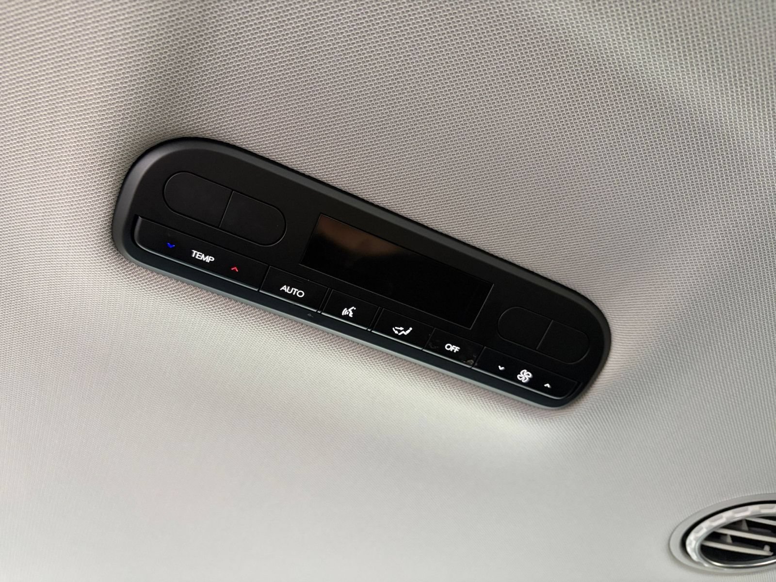 Used 2026 Hyundai Palisade SEL FWD image 25