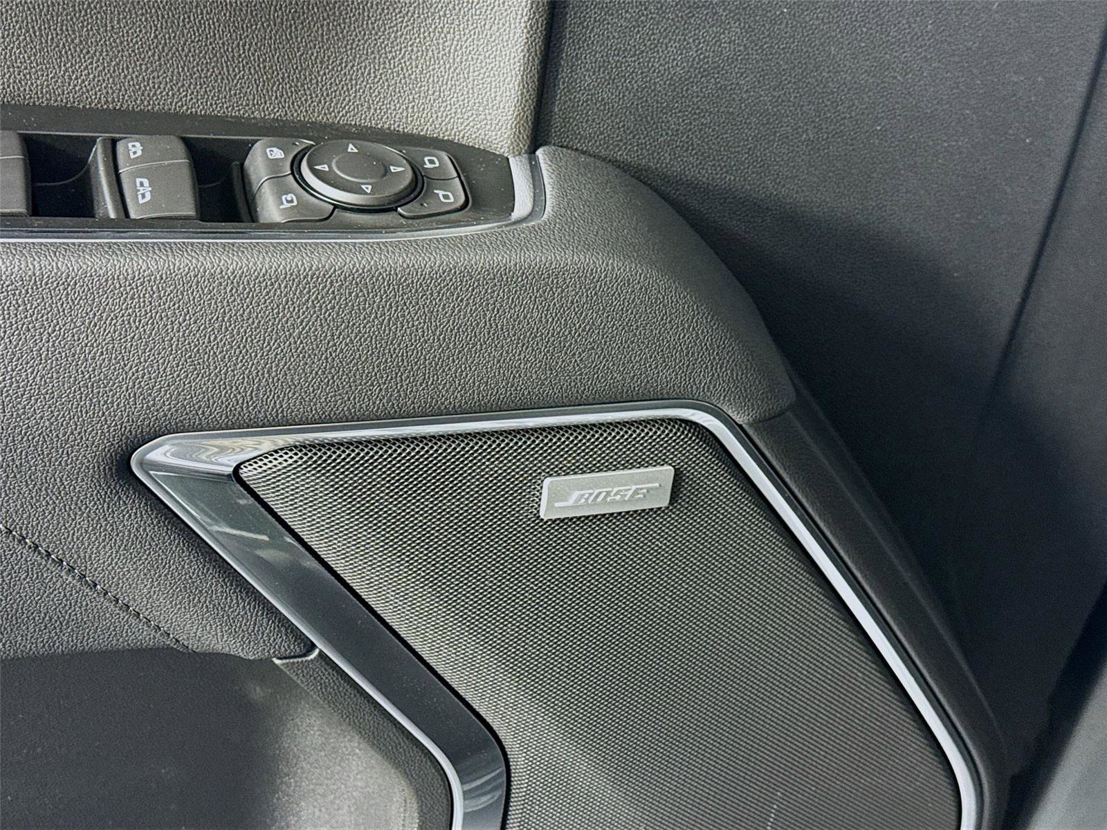 New 2026 GMC Sierra 1500 SLT AWD/4WD image 12