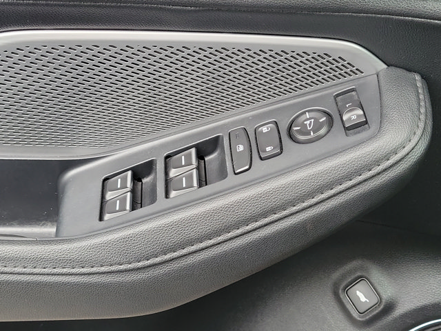 Used 2025 Acura MDX FWD image 28