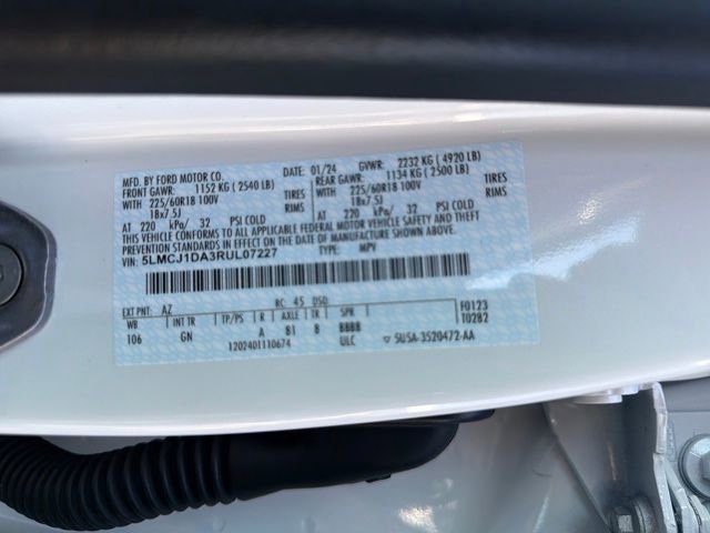 Used 2024 Lincoln Corsair AWD w/ Equipment Group 101A image 31