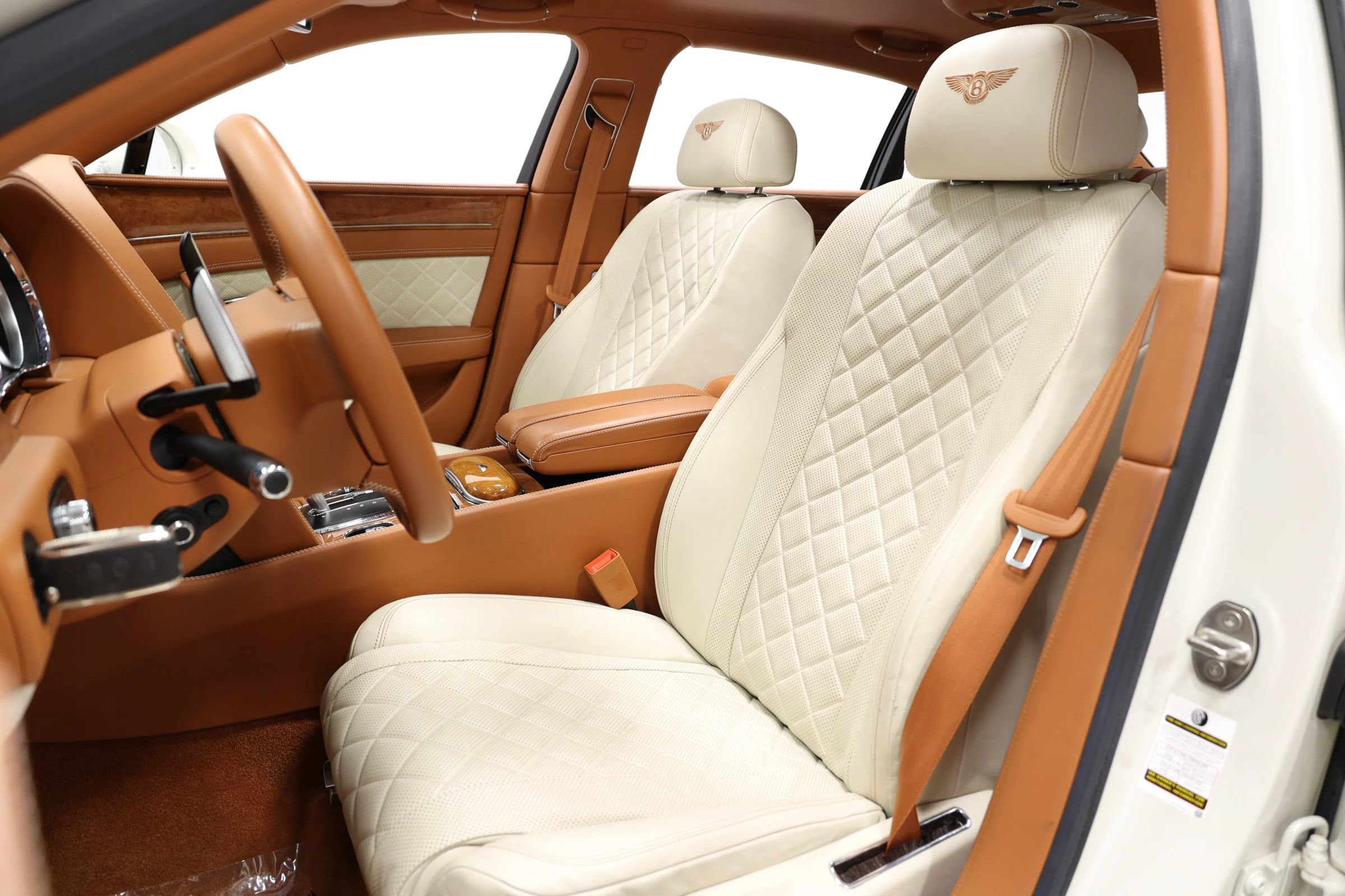 Used 2018 Bentley Flying Spur V8 AWD/4WD image 17