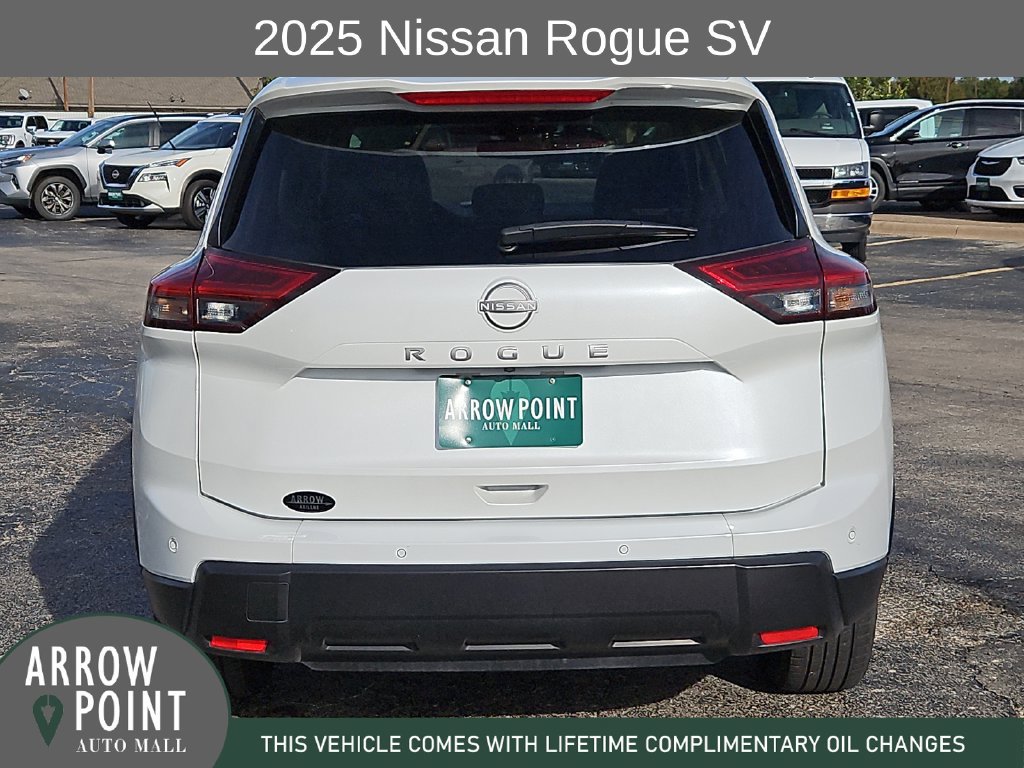 Used 2025 Nissan Rogue SV FWD image 10