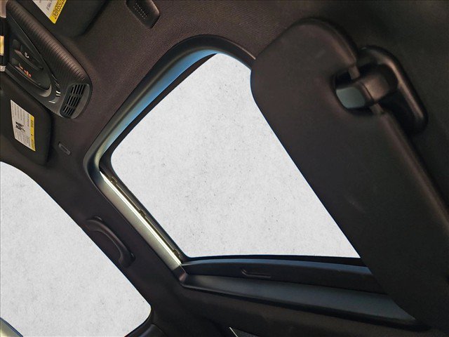 Used 2024 MINI Cooper SE FWD image 16