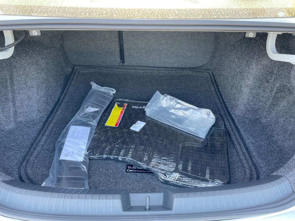 New 2025 Volkswagen Jetta SE image 48