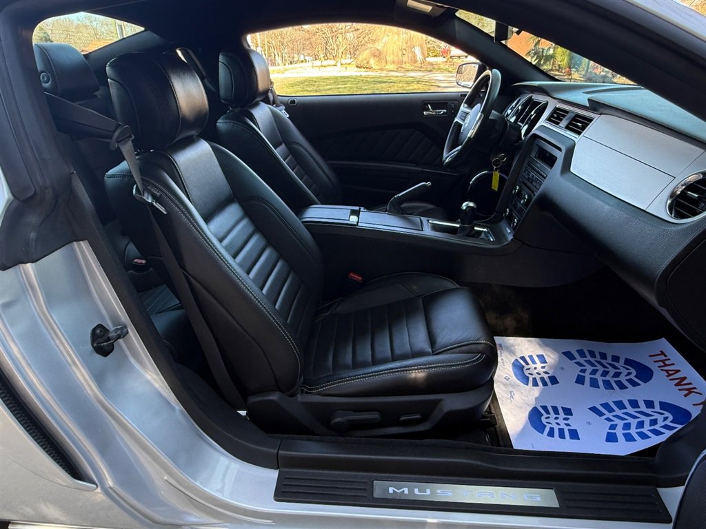 Used 2013 Ford Mustang GT Premium w/ GT Coupe Accessory Pkg 5 image 56