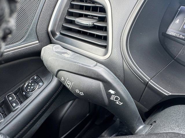 Used 2024 Ford Edge SEL image 11