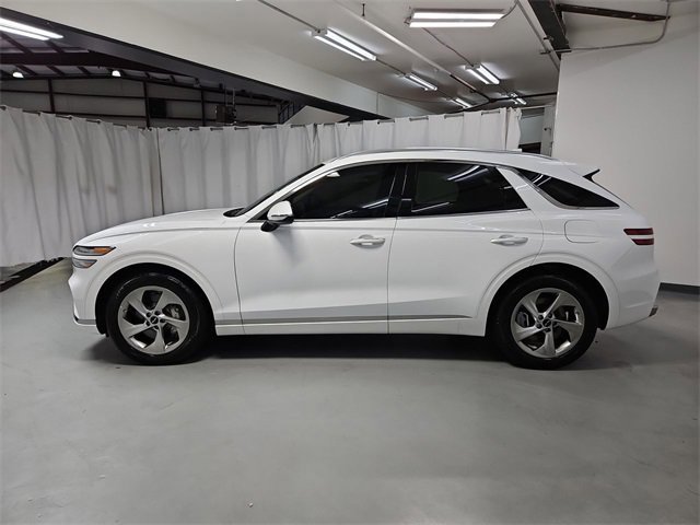 Used 2026 Genesis GV70 2.5T Select image 5