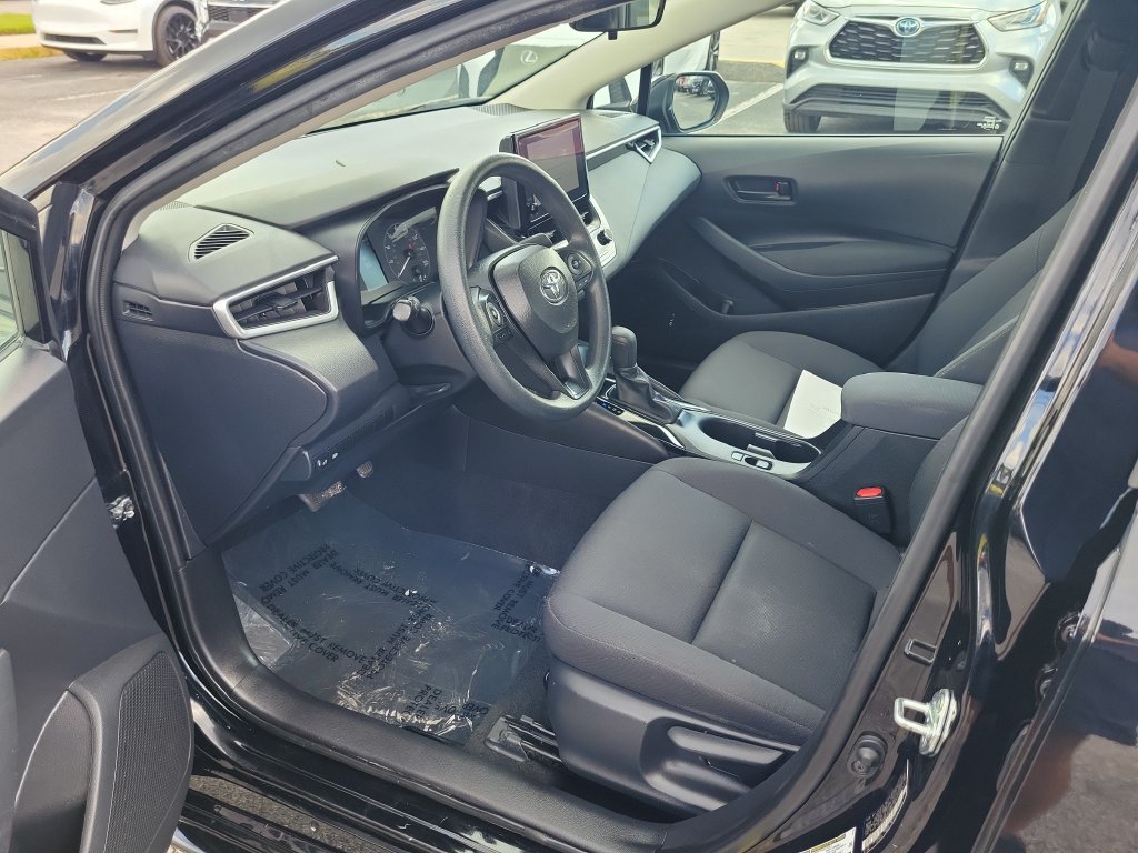 Used 2024 Toyota Corolla LE FWD image 13