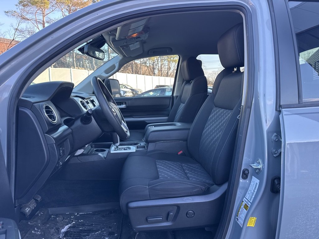 Used 2021 Toyota Tundra SR5 w/ Trail Edition image 8