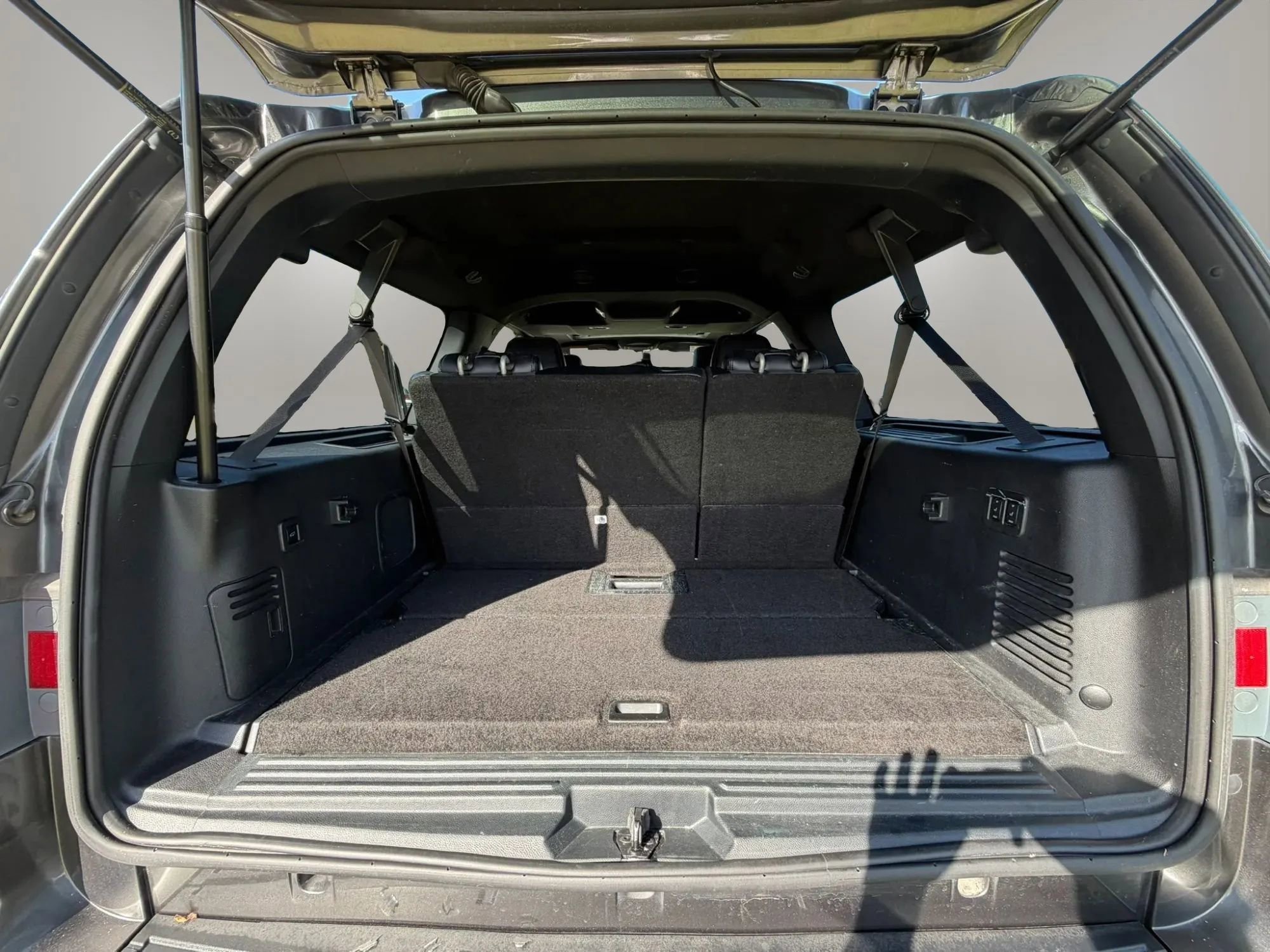 Used 2015 Lincoln Navigator L 4WD image 19