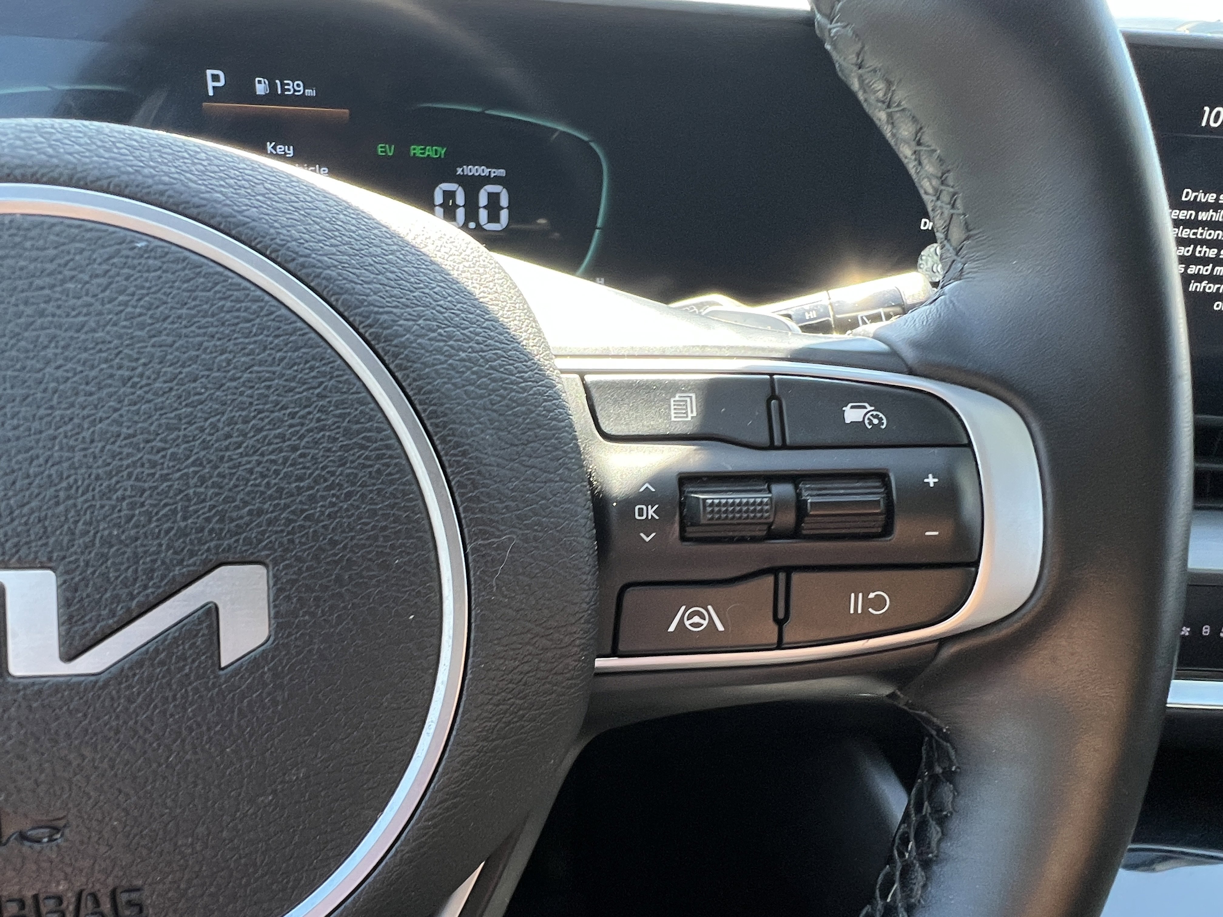 Used 2023 Kia Sportage EX image 27