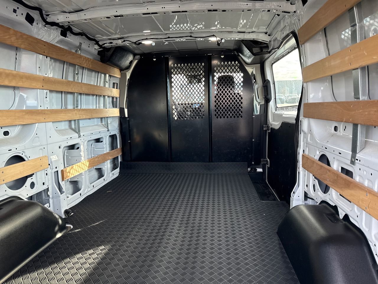 Used 2023 Ford Transit 250 Low Roof AWD w/ Exterior Upgrade Package image 13