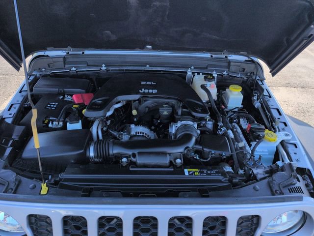 Used 2020 Jeep Gladiator Sport w/ Quick Order Package 24S image 27