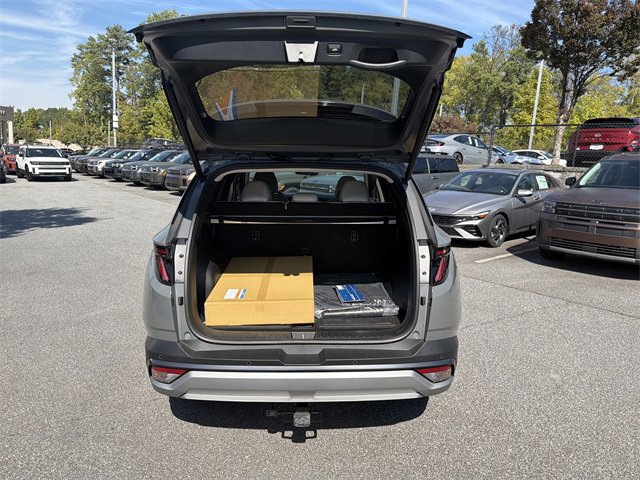 New 2026 Hyundai Tucson Limited image 17