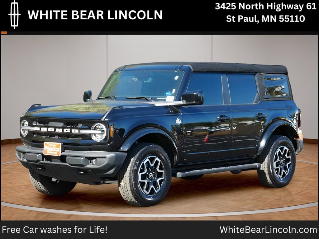 Used 2024 Ford Bronco Outer Banks image 1