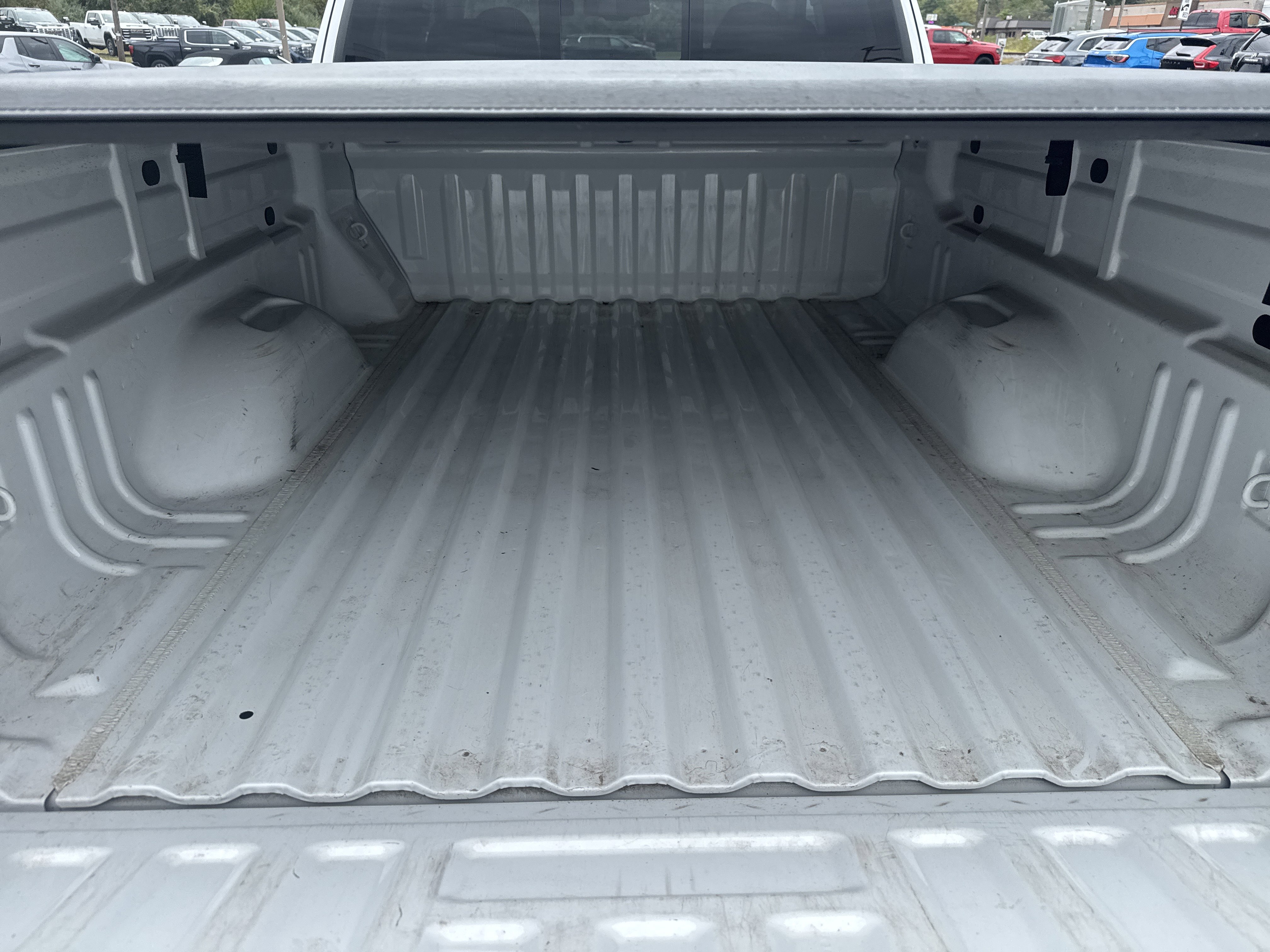 Used 2022 GMC Canyon Elevation image 5