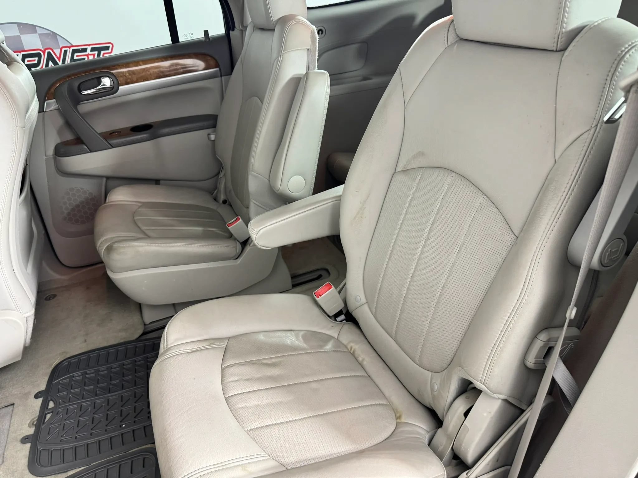 Used 2011 Buick Enclave CXL w/ Trailering Provision Package AWD/4WD image 31