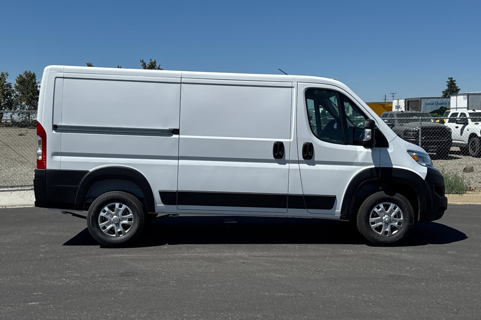 New 2026 RAM ProMaster 1500 w/ Quick Order Package 22G SLT FWD image 2