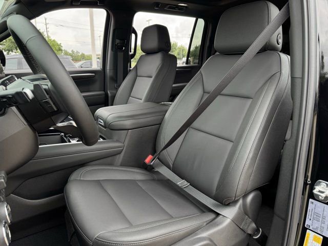 New 2026 Chevrolet Suburban Z71 w/ Comfort Package AWD/4WD image 21