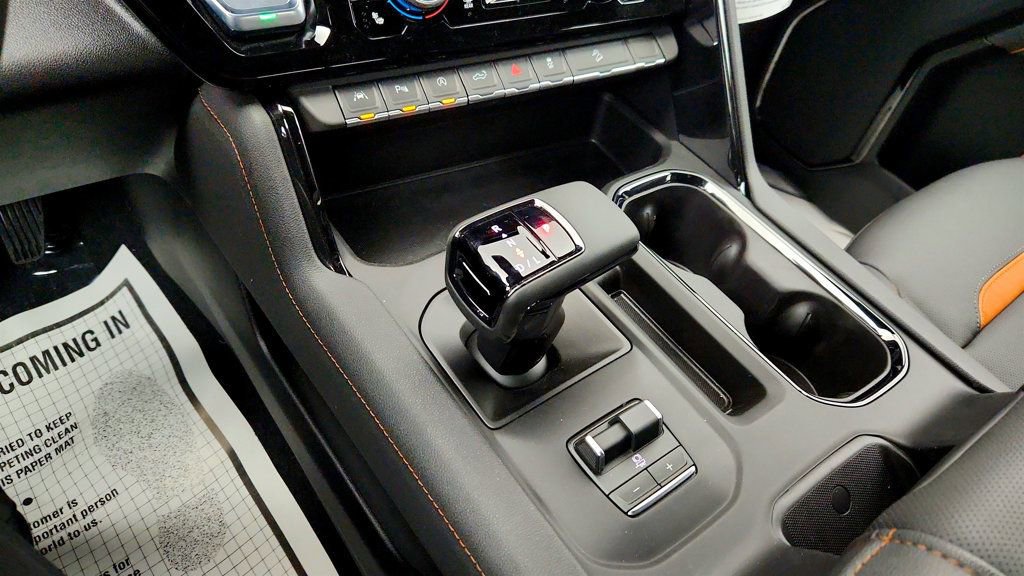 Used 2026 GMC Sierra 1500 AT4 w/ AT4 Premium Package AWD/4WD image 17