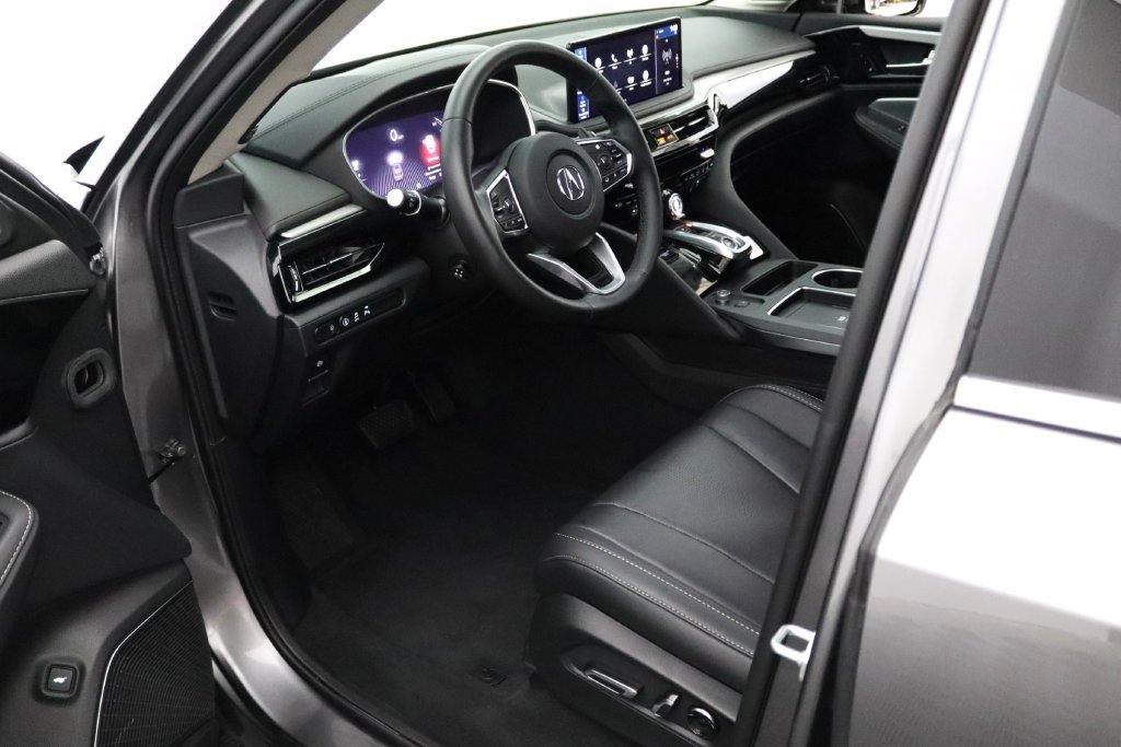 Certified 2026 Acura MDX w/ Technology Package AWD/4WD image 17