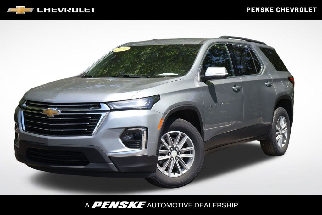 Used 2023 Chevrolet Traverse LT w/ LPO, Floor Liner Package
