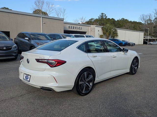Certified 2025 Acura TLX w/ Technology Package image 4