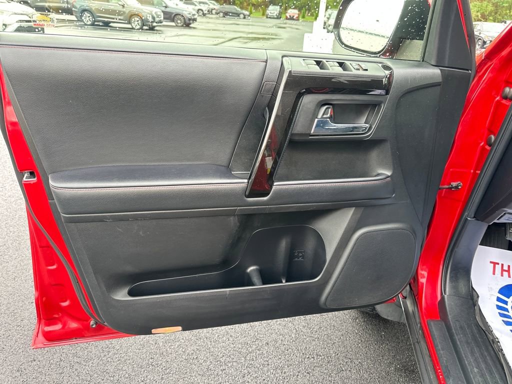 Used 2020 Toyota 4Runner TRD Off-Road image 15