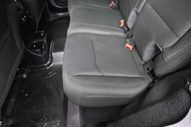 Used 2020 Jeep Wrangler Unlimited Sport AWD/4WD image 21