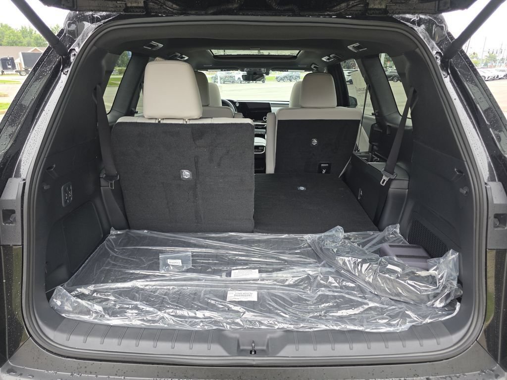 New 2026 Lexus TX 350 AWD image 13