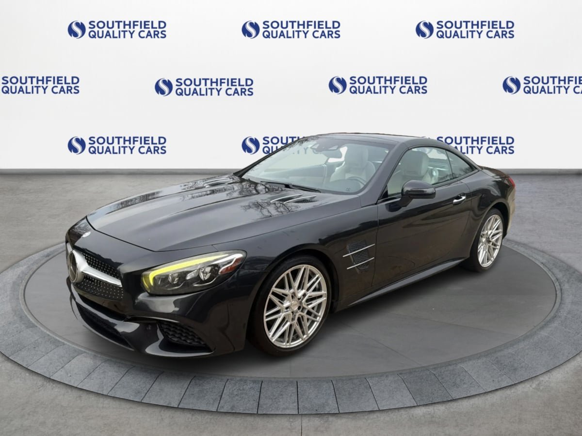 Used 2017 Mercedes-Benz SL 550 image 2