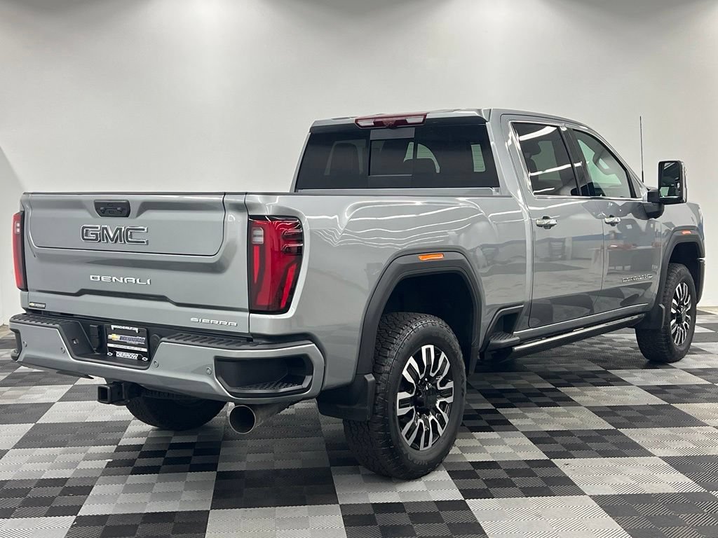 Used 2026 GMC Sierra 2500 Denali Ultimate w/ LPO, GMC Protection Package AWD/4WD image 7