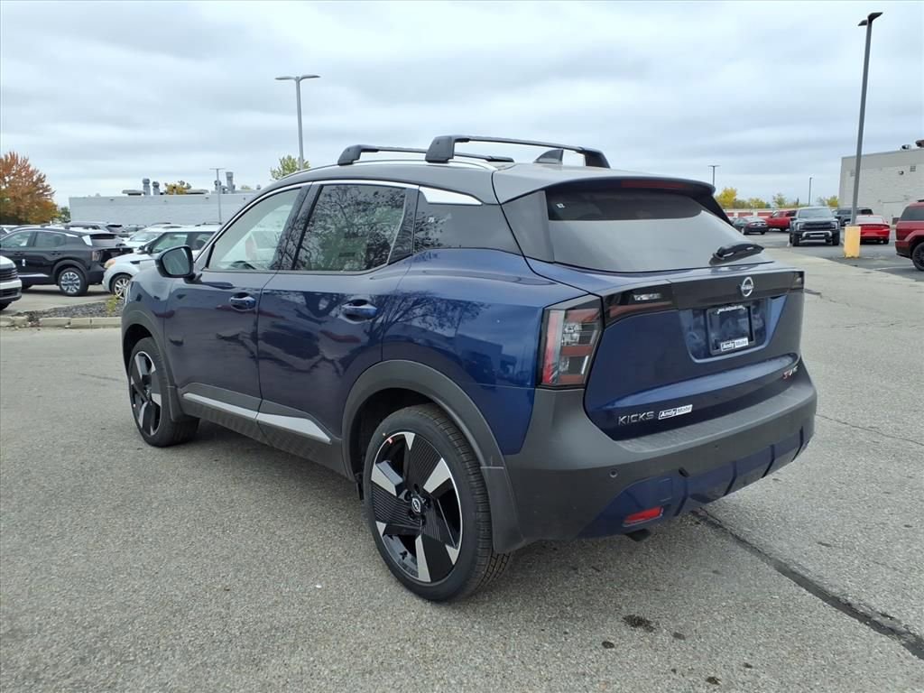 New 2025 Nissan Kicks SR AWD/4WD image 19