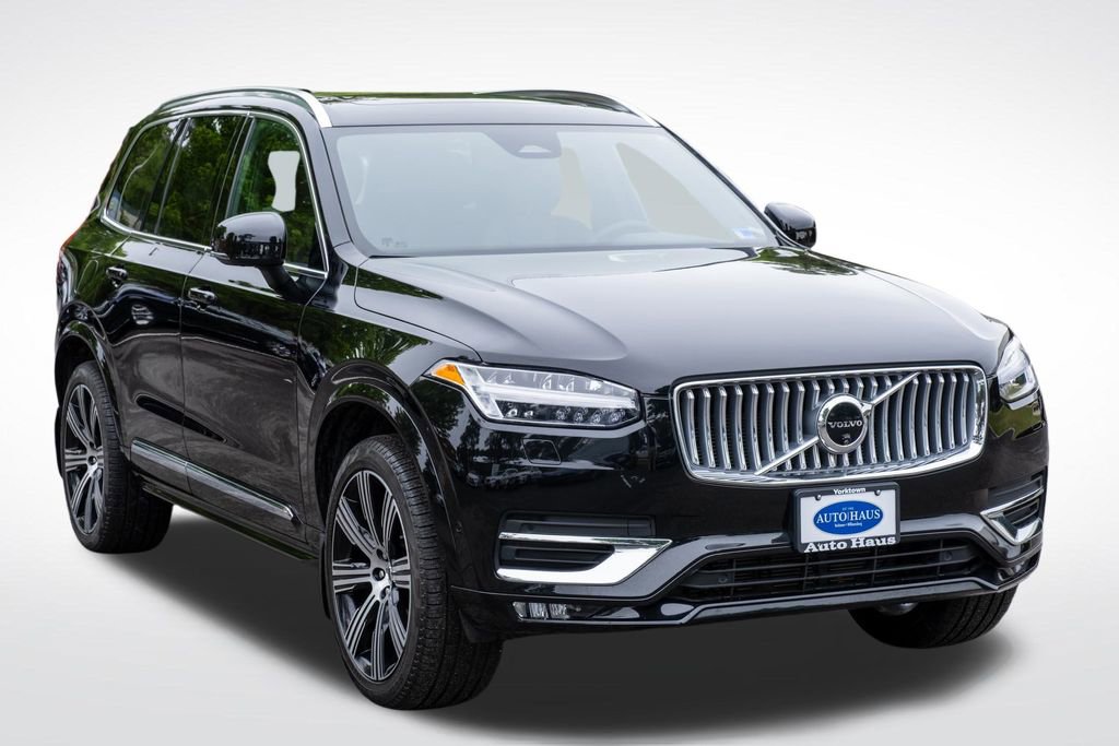 Used 2024 Volvo XC90 B6 Plus AWD/4WD image 10