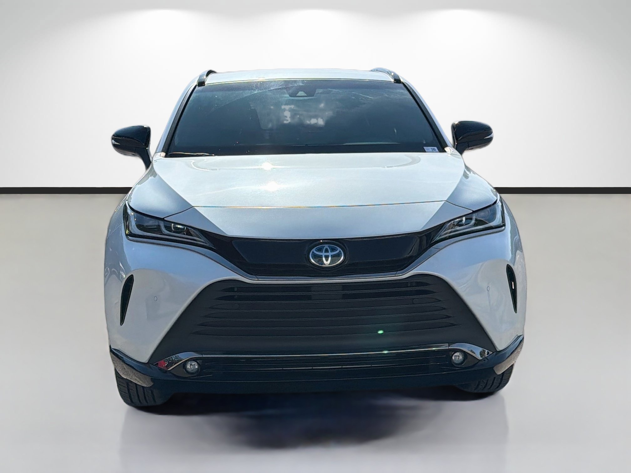 Used 2024 Toyota Venza Nightshade AWD/4WD image 8