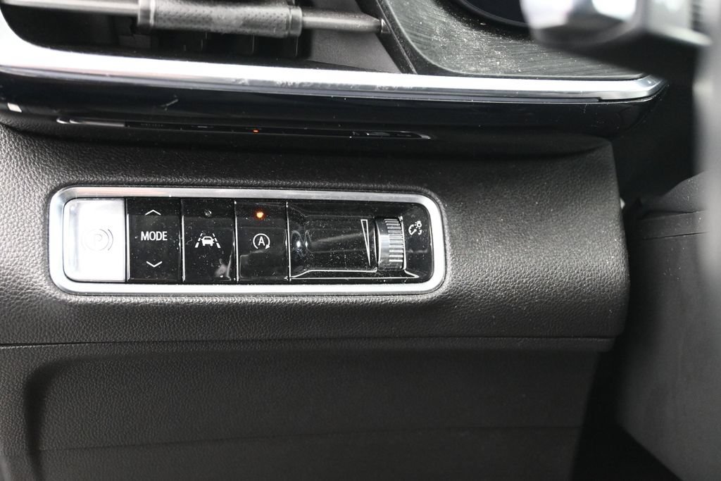 Used 2024 Buick Envision Preferred AWD/4WD image 16