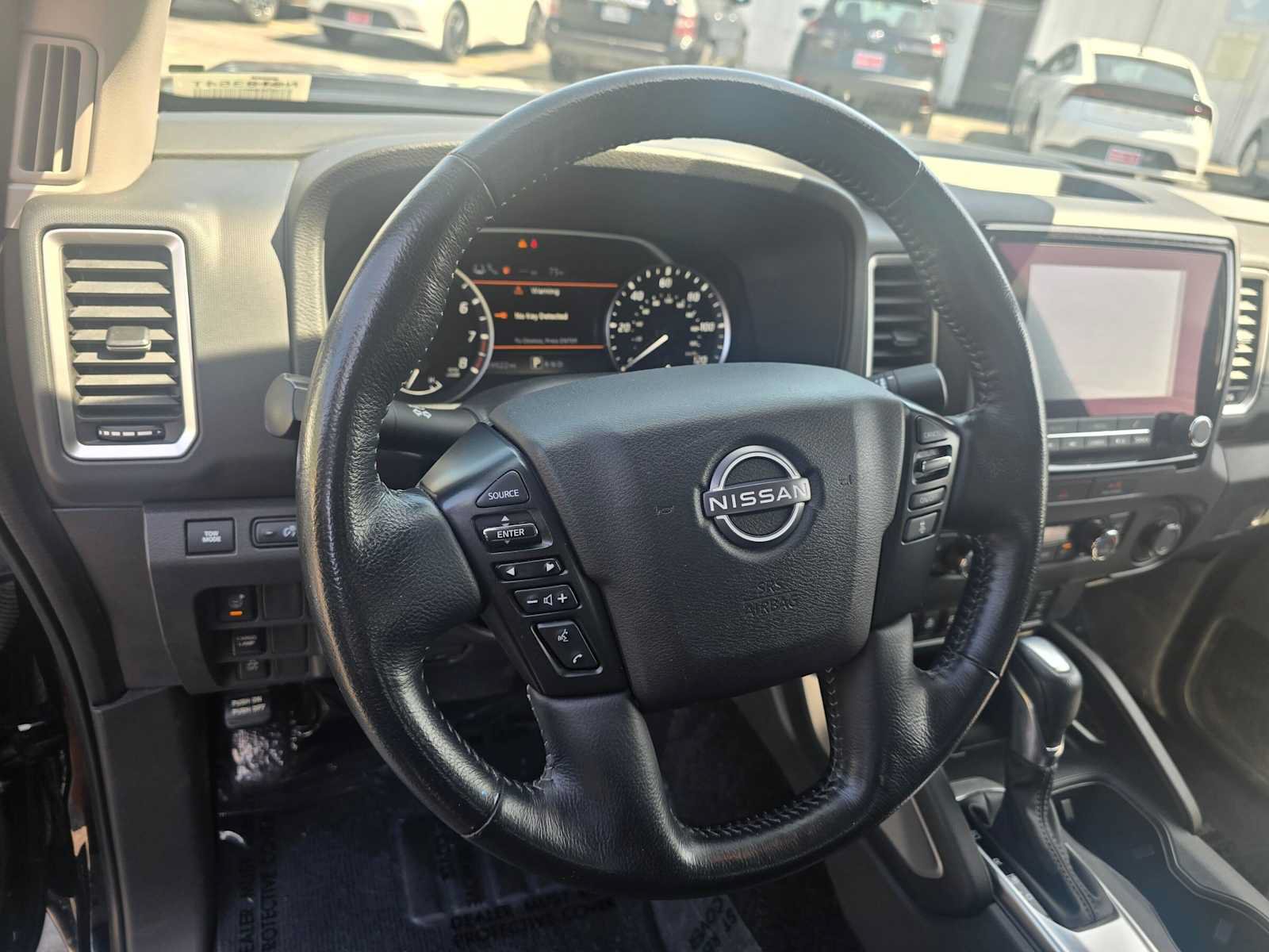 Used 2023 Nissan Frontier SV w/ SV Convenience Package RWD image 23