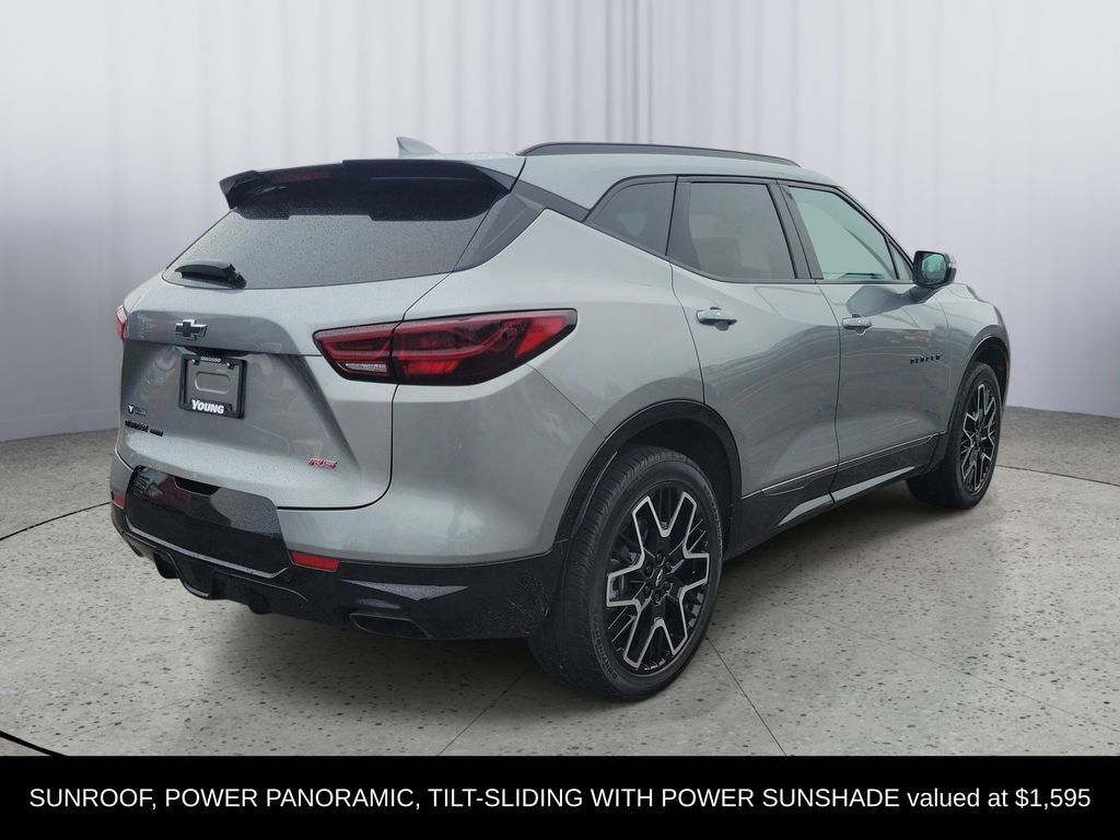Used 2023 Chevrolet Blazer RS w/ Driver Confidence II Package AWD/4WD image 3