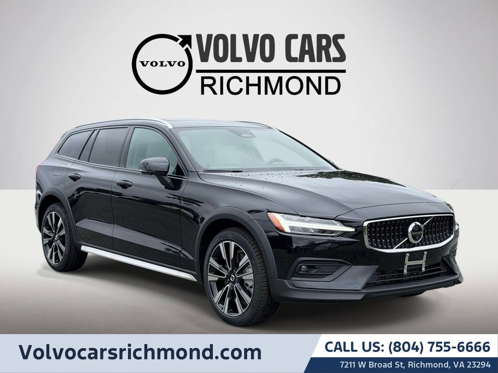 New 2026 Volvo V60 B5 Cross Country Ultra w/ Protection Package Premier AWD/4WD image 1